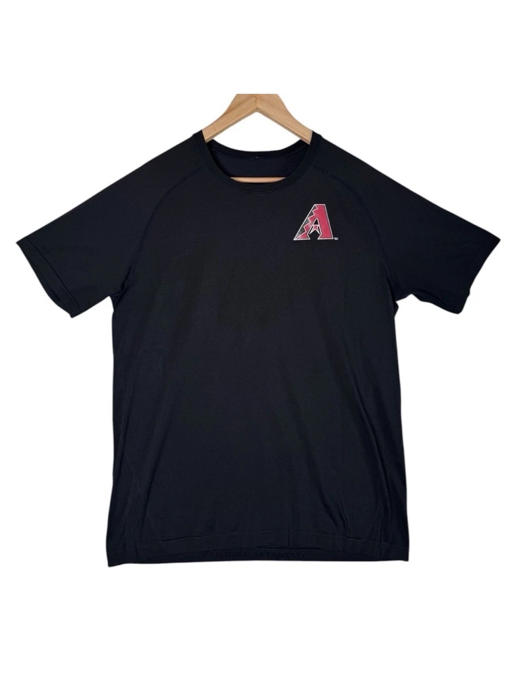 Lululemon Metal Vent Tech Short Sleeve Arizona Diamondbacks Shirt Men's Large